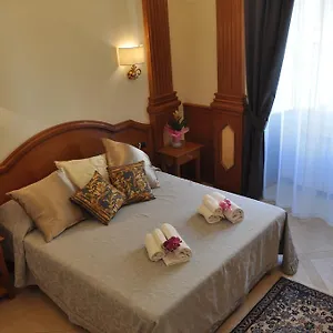 Imperial Crown Appartement